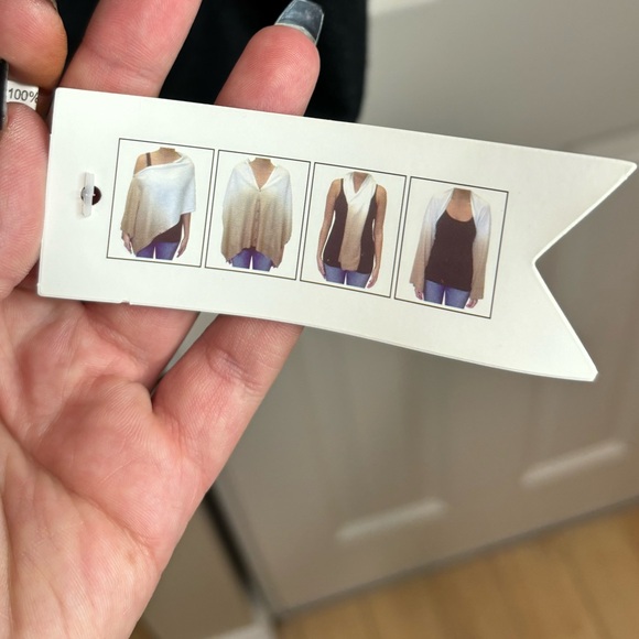 Button up cadigan/shawl - Picture 5 of 6